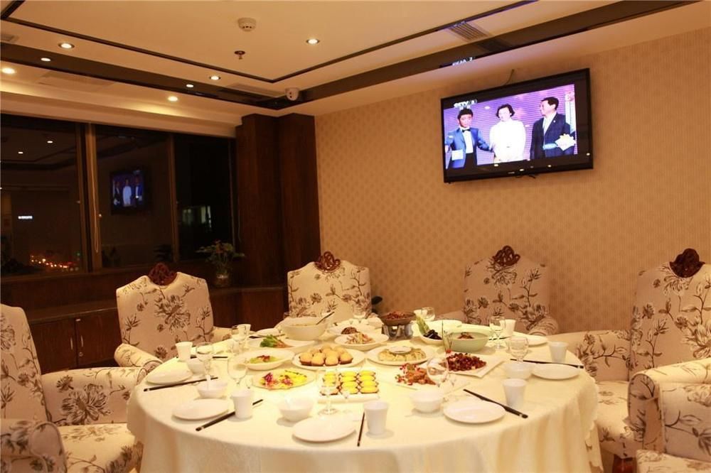 Jiayun Hotel Чэнду Экстерьер фото