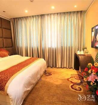 Jiayun Hotel Чэнду Экстерьер фото